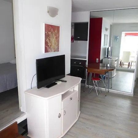 Coquet Pres De La Plage, 4 Pers., Parking Inclus - Fr-1-723-120 Apartmán